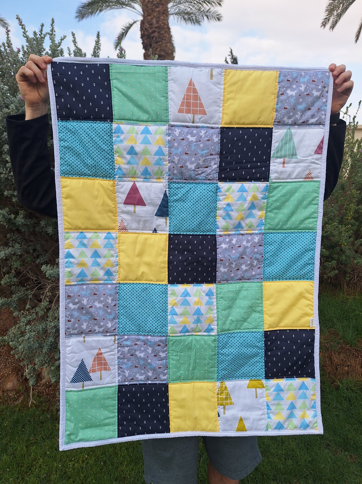 שמיכת טלאים לתינוק- עצים ושועלים