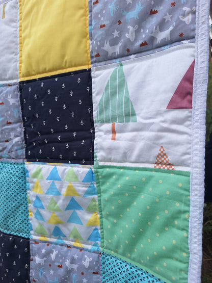 שמיכת טלאים לתינוק- עצים ושועלים