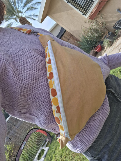 פאוץ'
